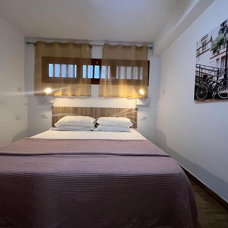 Garden City Apartment Privado Playa Feñabe Exteriör bild