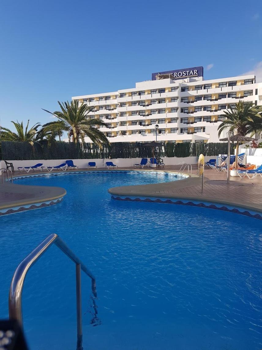 Garden City Apartment Privado Playa Feñabe Exteriör bild